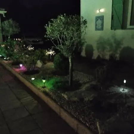 Jolie Mazet Avec Piscine Privee ! Villa Nimes Exterior photo
