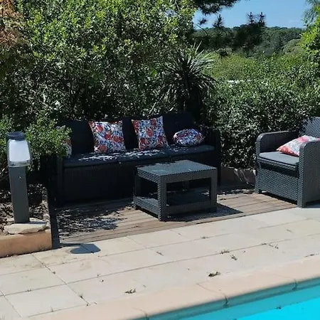Jolie Mazet Avec Piscine Privee ! Villa Nimes Exterior photo